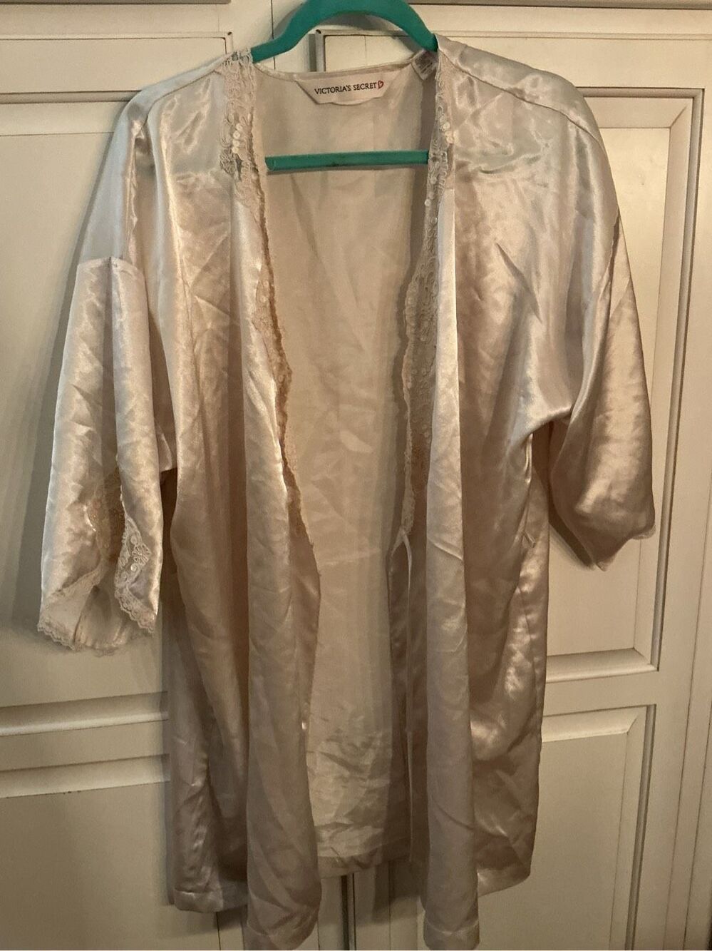 Victoria’s Secret Vintage Kimono Robe Sz OS Lace Sequins GORGEOUS